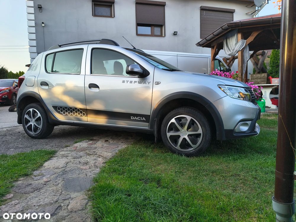 Dacia Sandero 1.0 SCe Laureate - 1