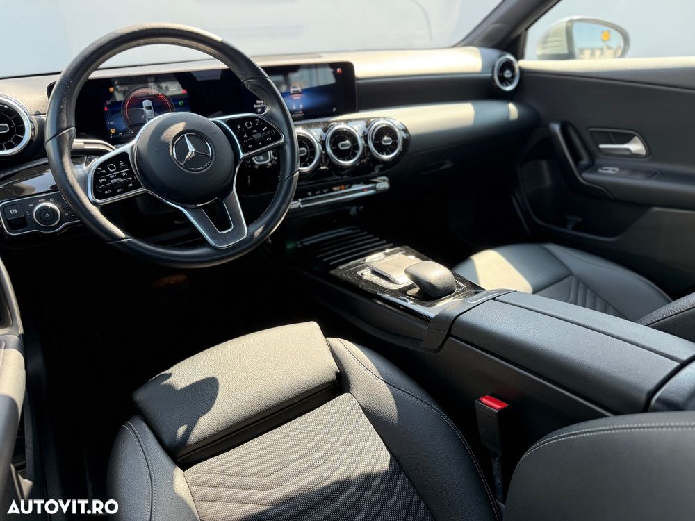 Mercedes-Benz A 200 d Sedan 8G-DCT - 5