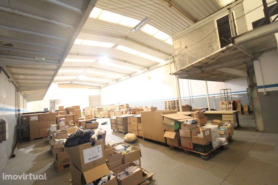Excelente Armazém em Esmoriz - Grande imagem: 3/17