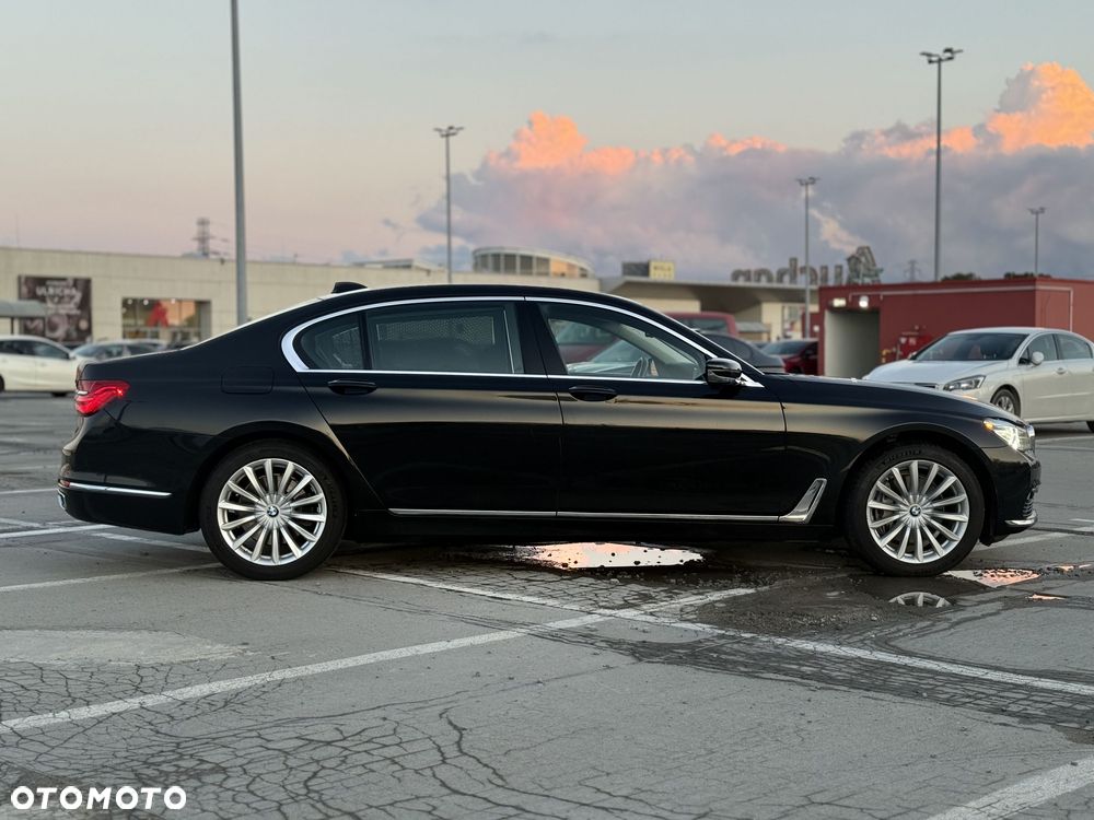 BMW Seria 7 740Li xDrive - 10