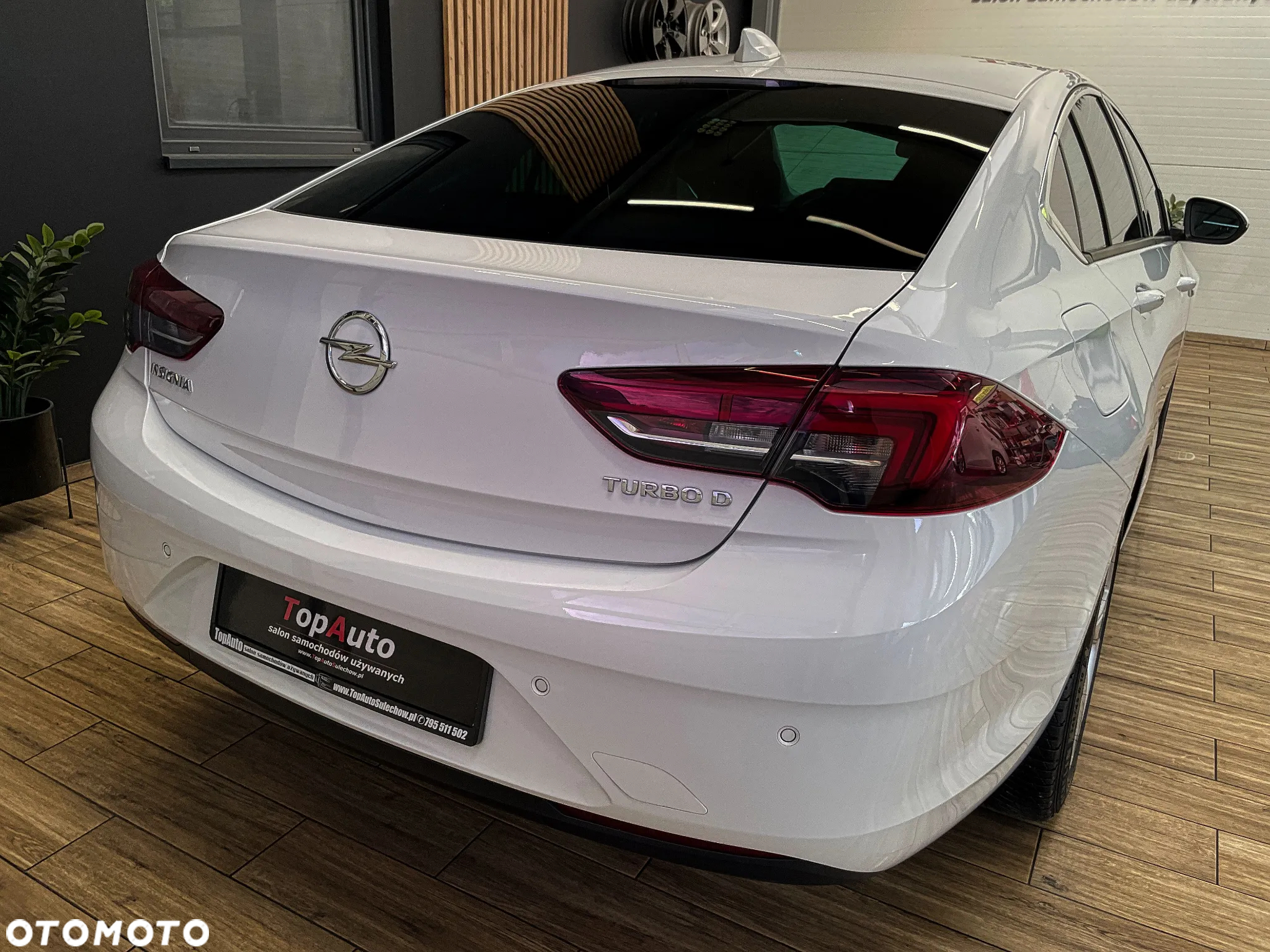 Opel Insignia 1.6 CDTI Enjoy S&S Eco - 8