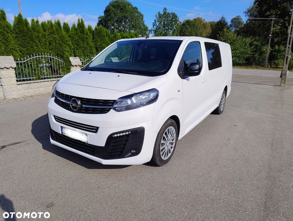 Opel Vivaro Lang - 1