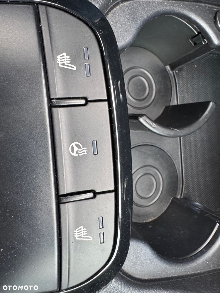 Kia Picanto 1.2 L - 12