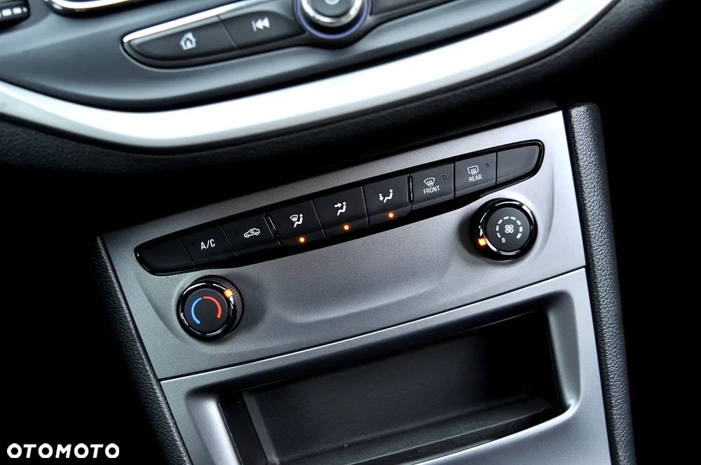 Opel Astra 1.4 Turbo Start/Stop Automatik Business Edition - 27