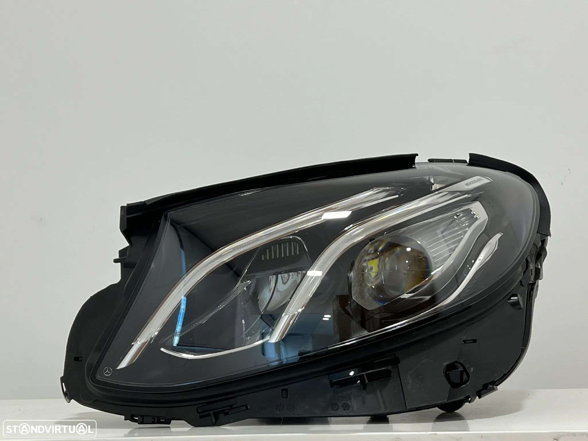 Farol Otica Original Mercedes Classe E W213 Led lado Esquerdo - 1