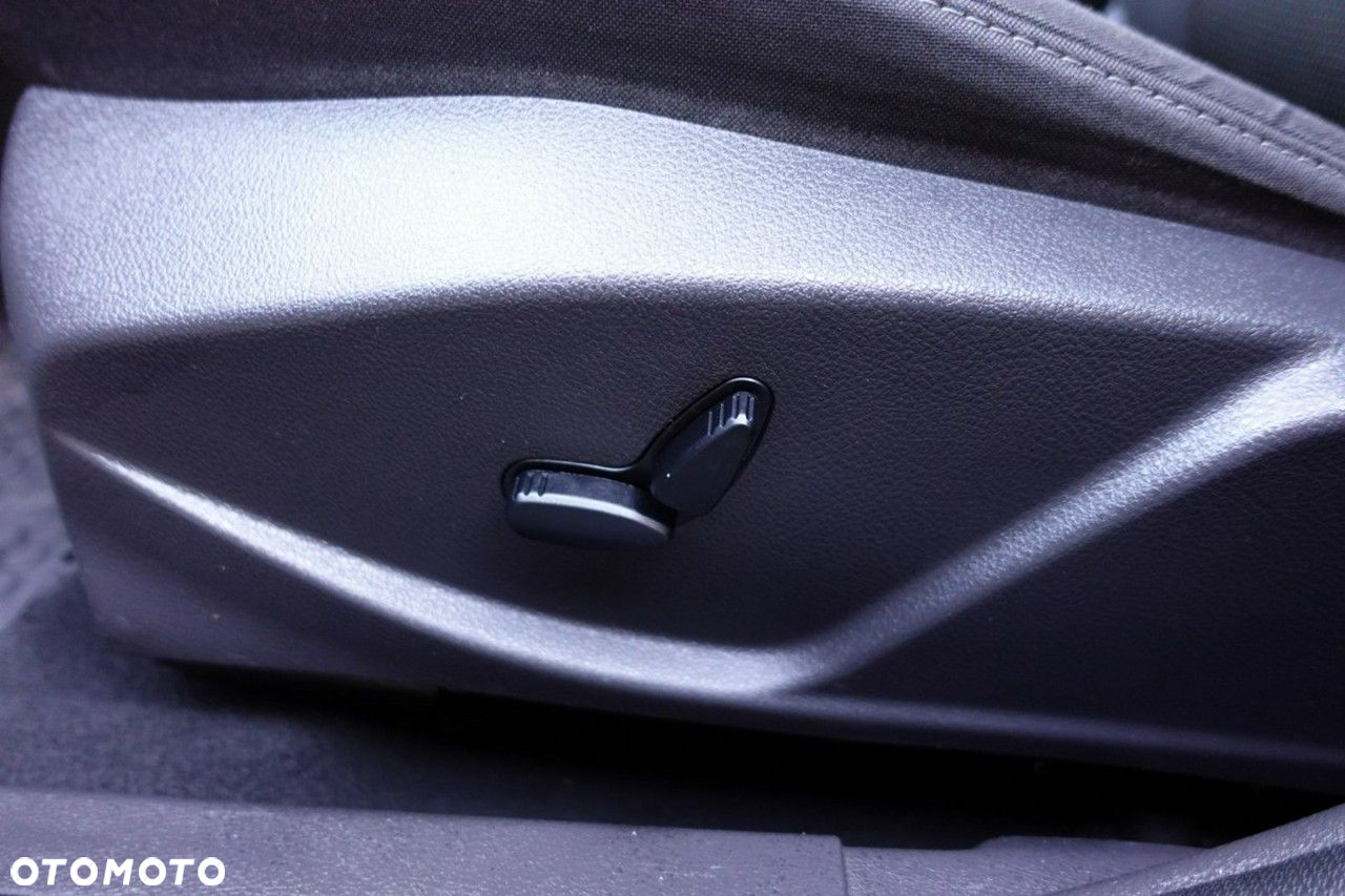 Ford Focus - 21