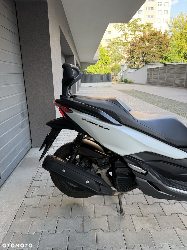 Honda NSS - 12