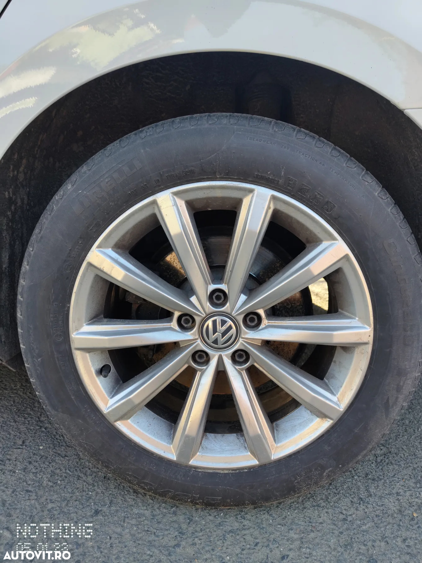 Volkswagen Passat - 5
