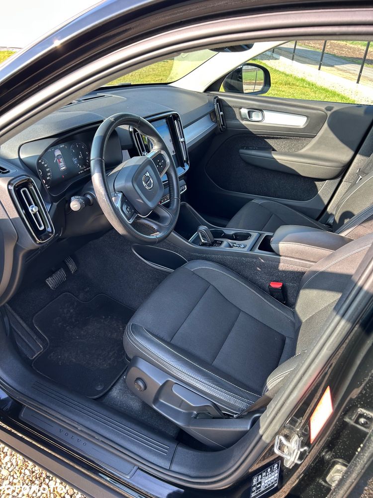 Volvo XC 40 D4 AWD - 8