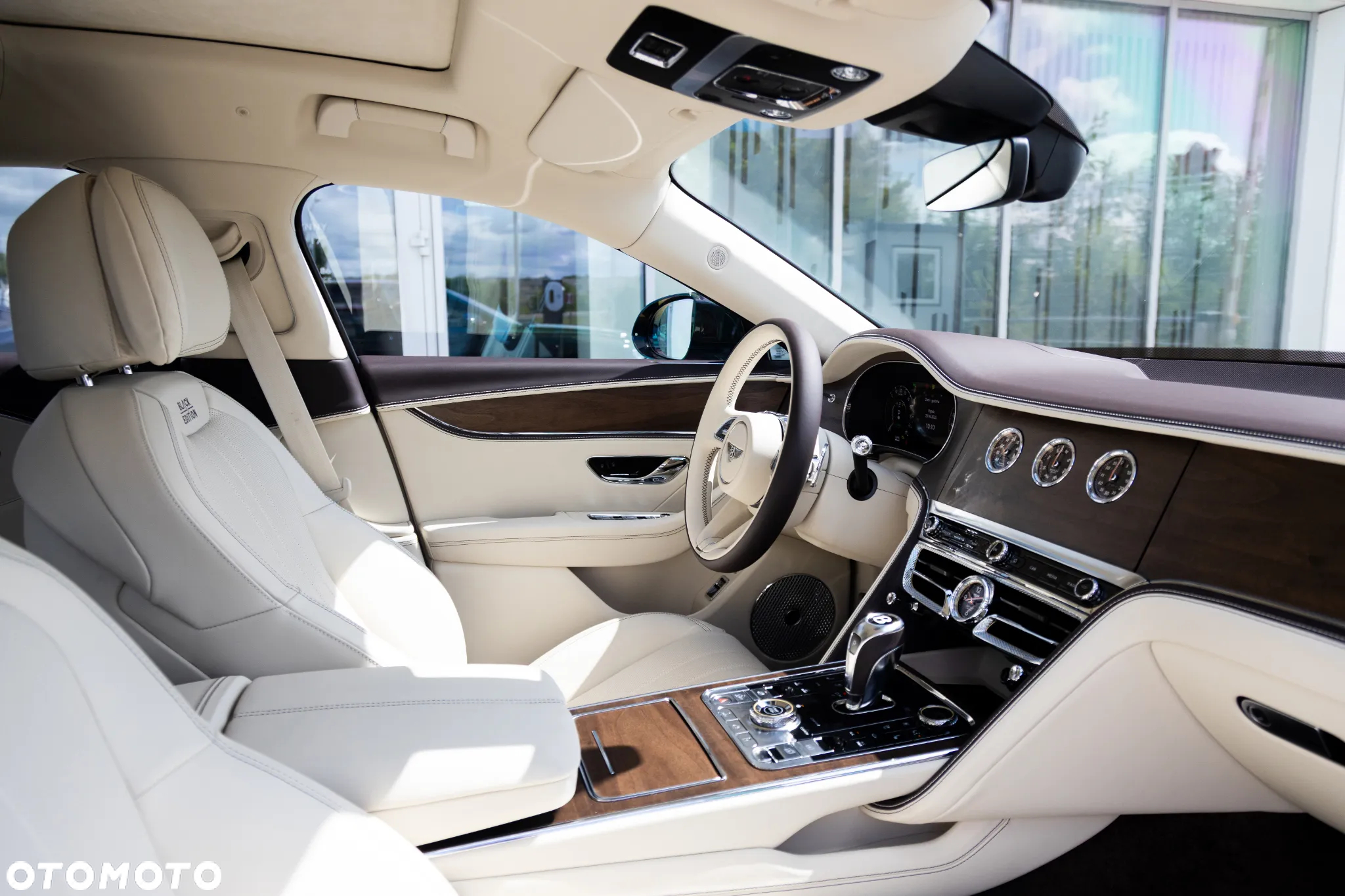 Bentley Flying Spur - 9