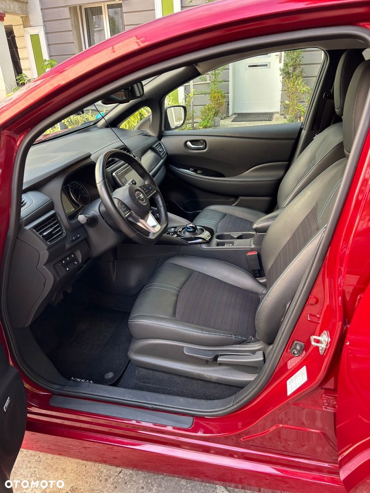 Nissan Leaf 40kWh Tekna - 6