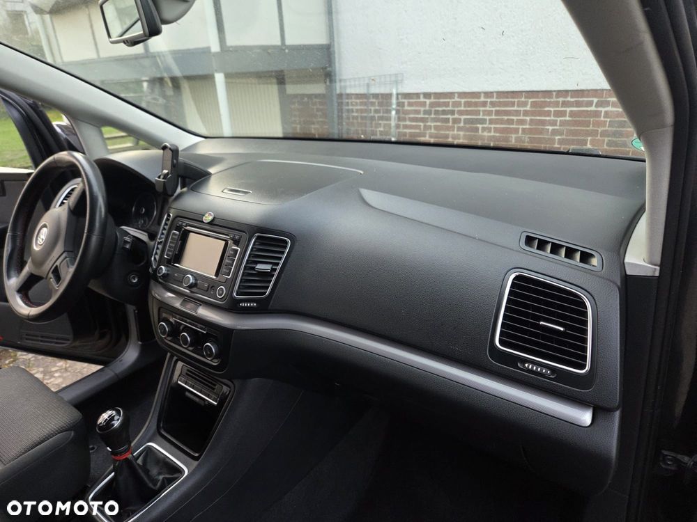 Volkswagen Sharan 2.0 TDI Comfortline - 9