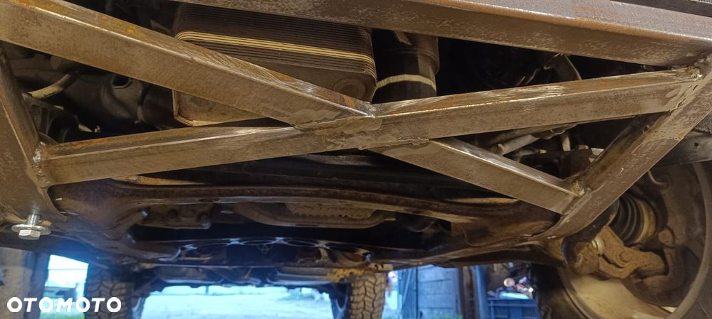 Porsche Cayenne - 12