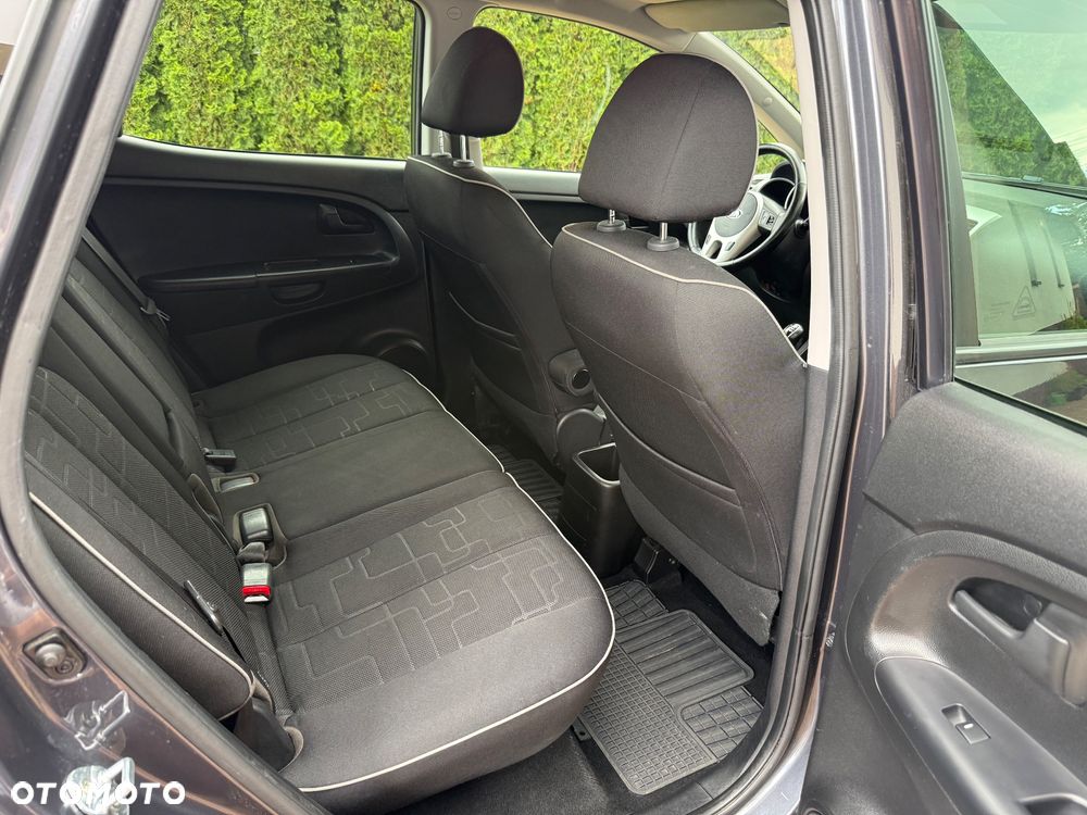 Kia Venga 1.6 CVVT Dream Team Edition - 25