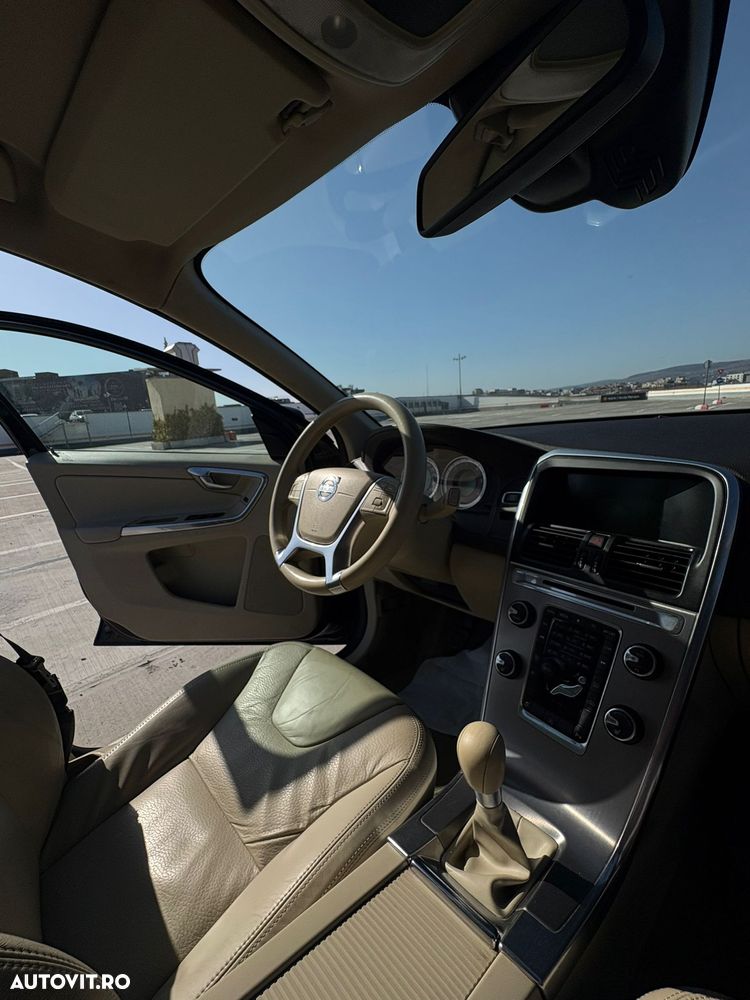 Volvo XC 60 D4 Summum - 5