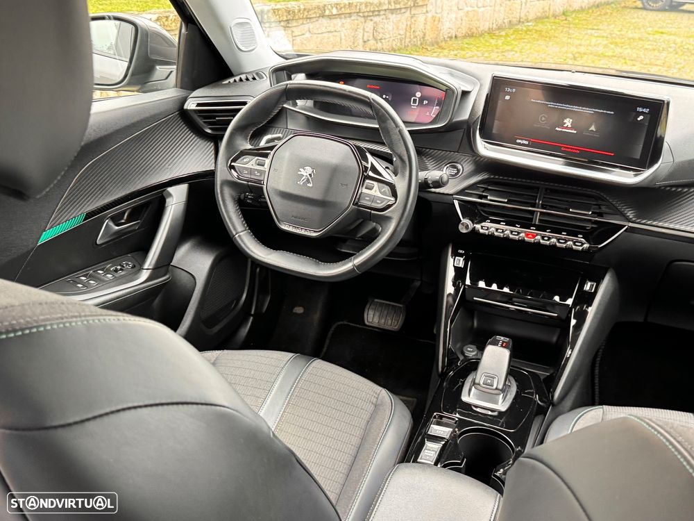 Peugeot 2008 PureTech 130 EAT8 Allure - 13