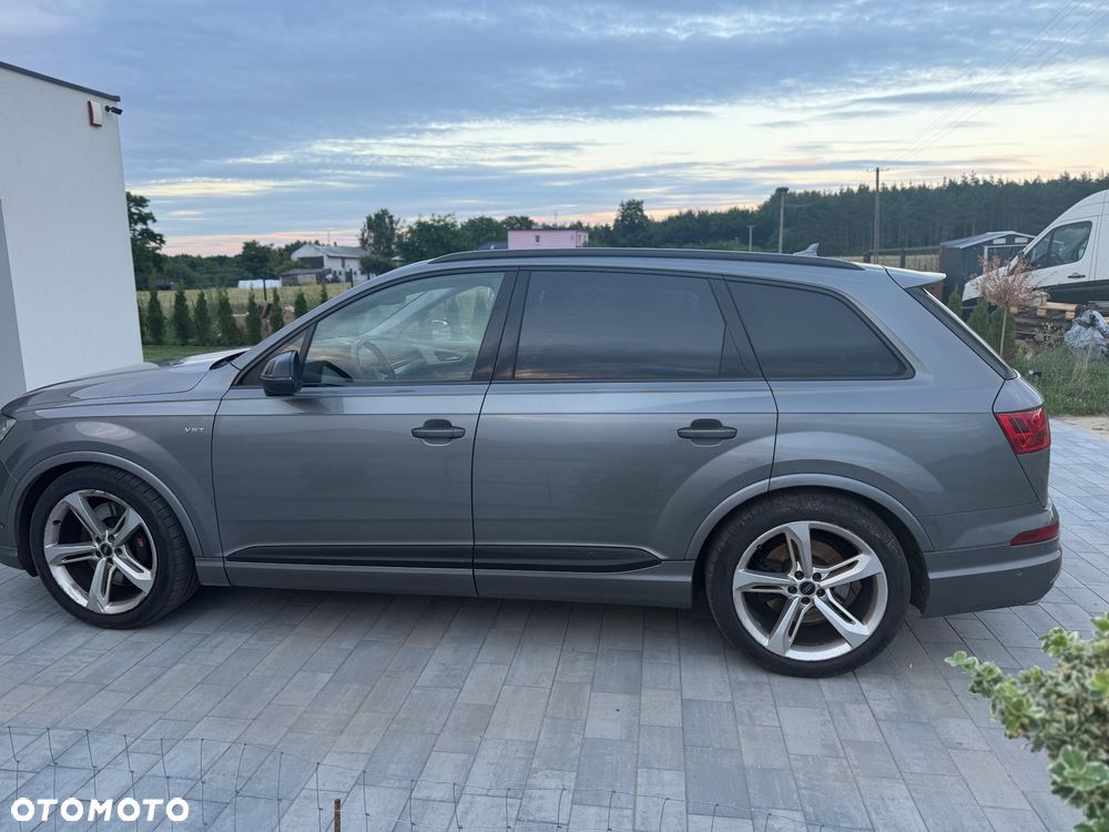 Audi SQ7 - 14
