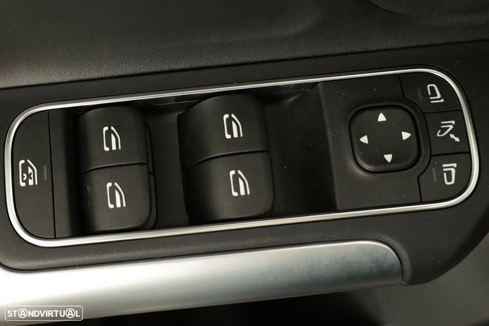 Mercedes-Benz B 250 e AMG Line - 17