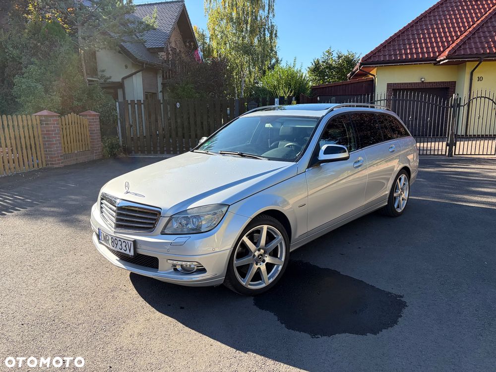 Mercedes-Benz C-Class 2008 photo 2
