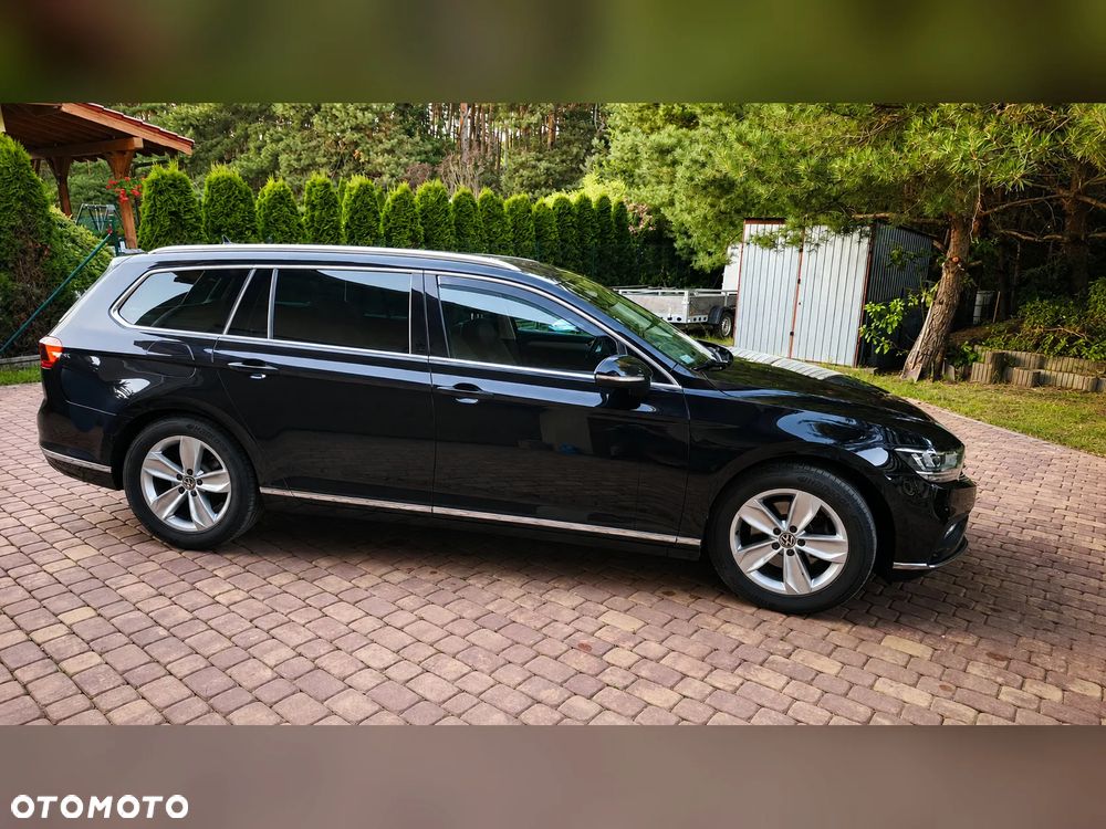 Volkswagen Passat 2.0 TDI Elegance DSG - 11