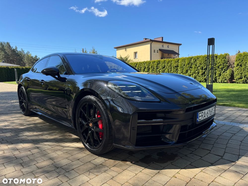 Porsche Panamera 4 E-Hybrid - 8