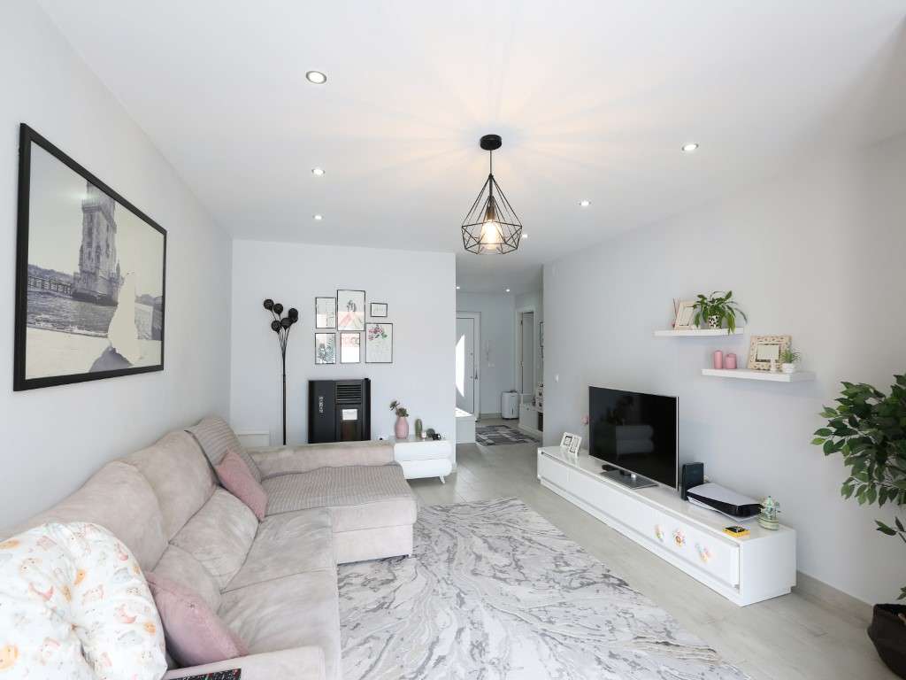 Excelente Moradia T3 localizada no Rio Novo em Nazaré - Grande imagem: 3/30