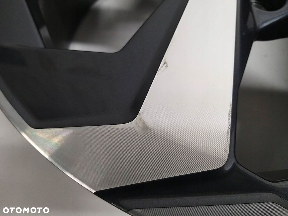 nissan qashqai iii j12 felga aluminiowa r18 7,5j et 45 21r- - 2