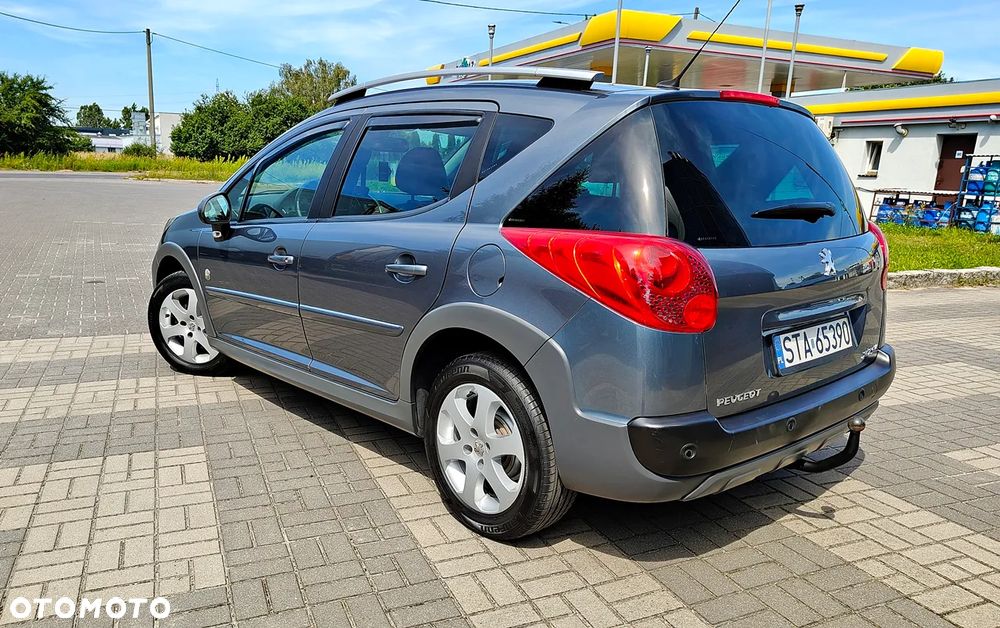 Peugeot 207 - 11