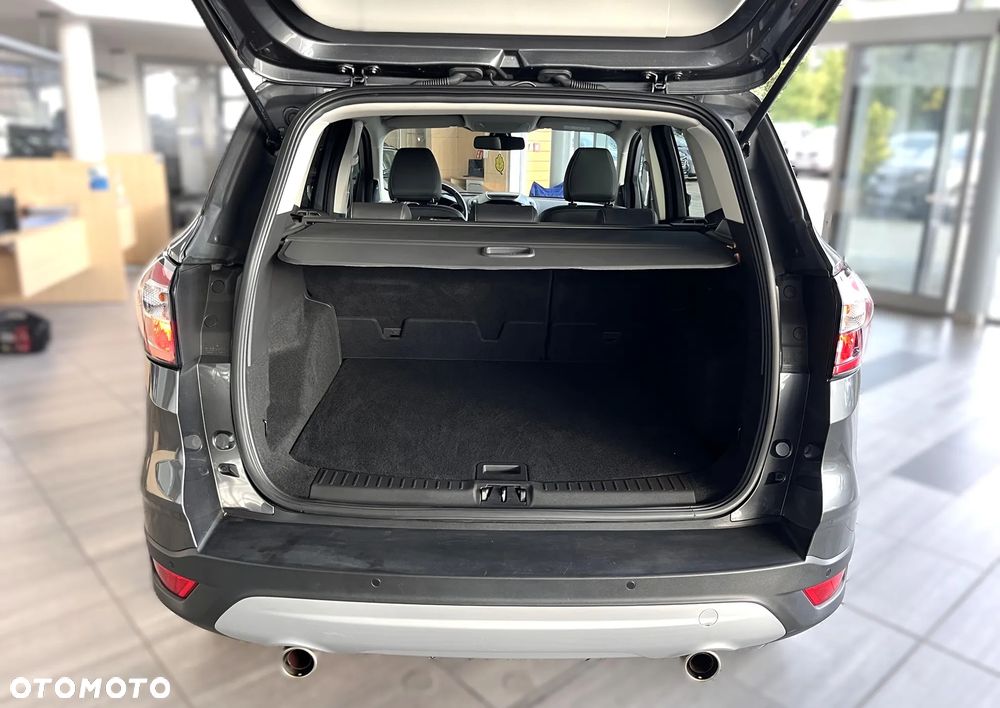 Ford Kuga 1.5 EcoBoost 2x4 Titanium - 31