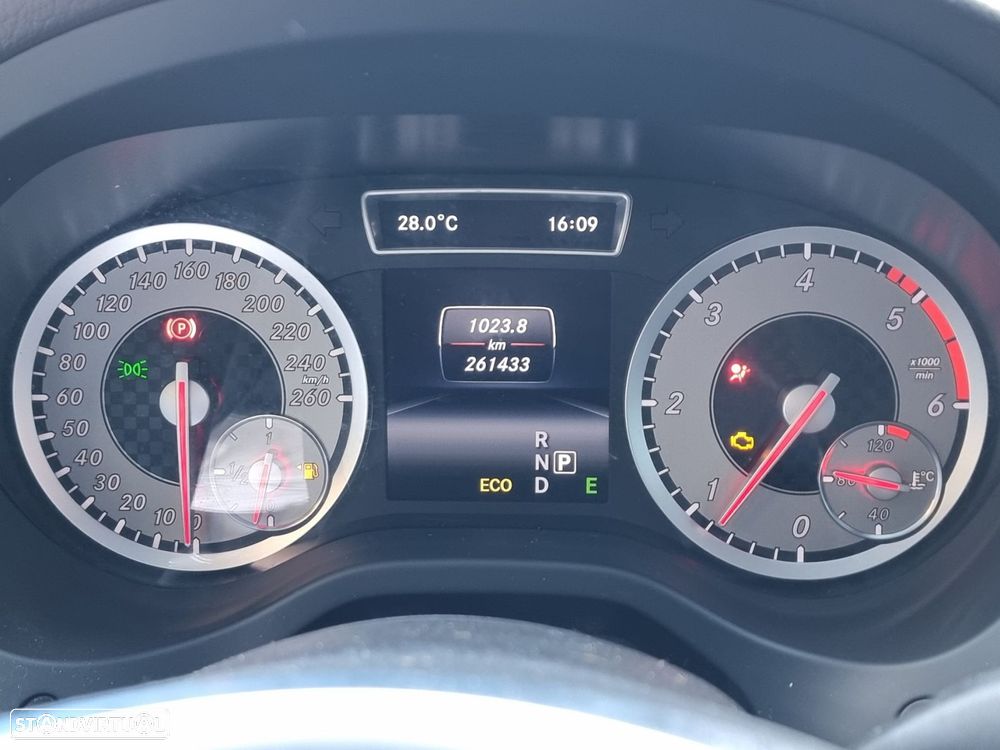 Mercedes-Benz A 200 - 24