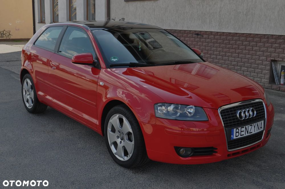 Audi A3 3-drzwiowe 2.0 FSI Attraction - 3