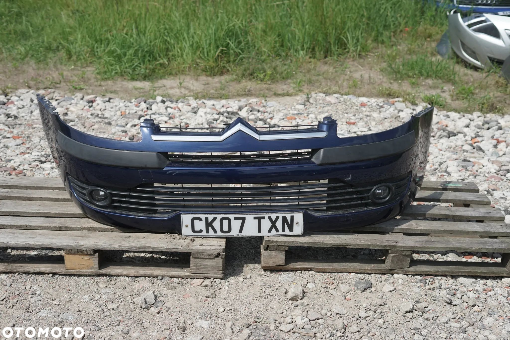 Zderzak przód przedni Citroen C4 I KPC - 1