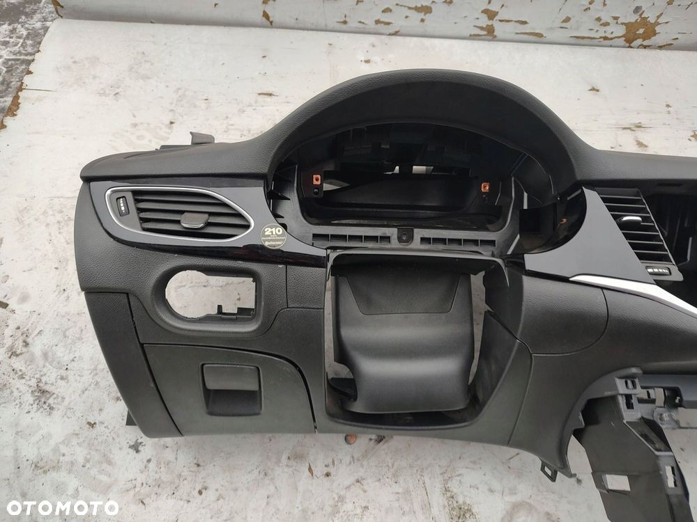 DESKA ROZDZIELCZA KONSOLA OPEL ASTRA 5 V K - 6