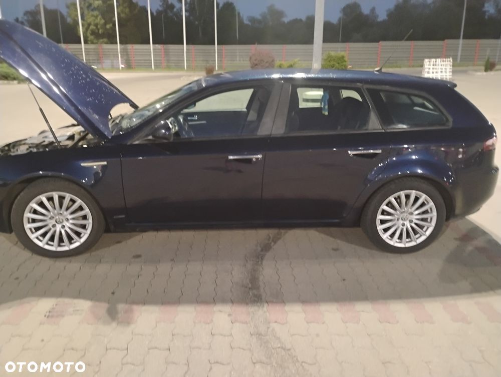 Alfa Romeo 159 1.9JTDM ti - 3