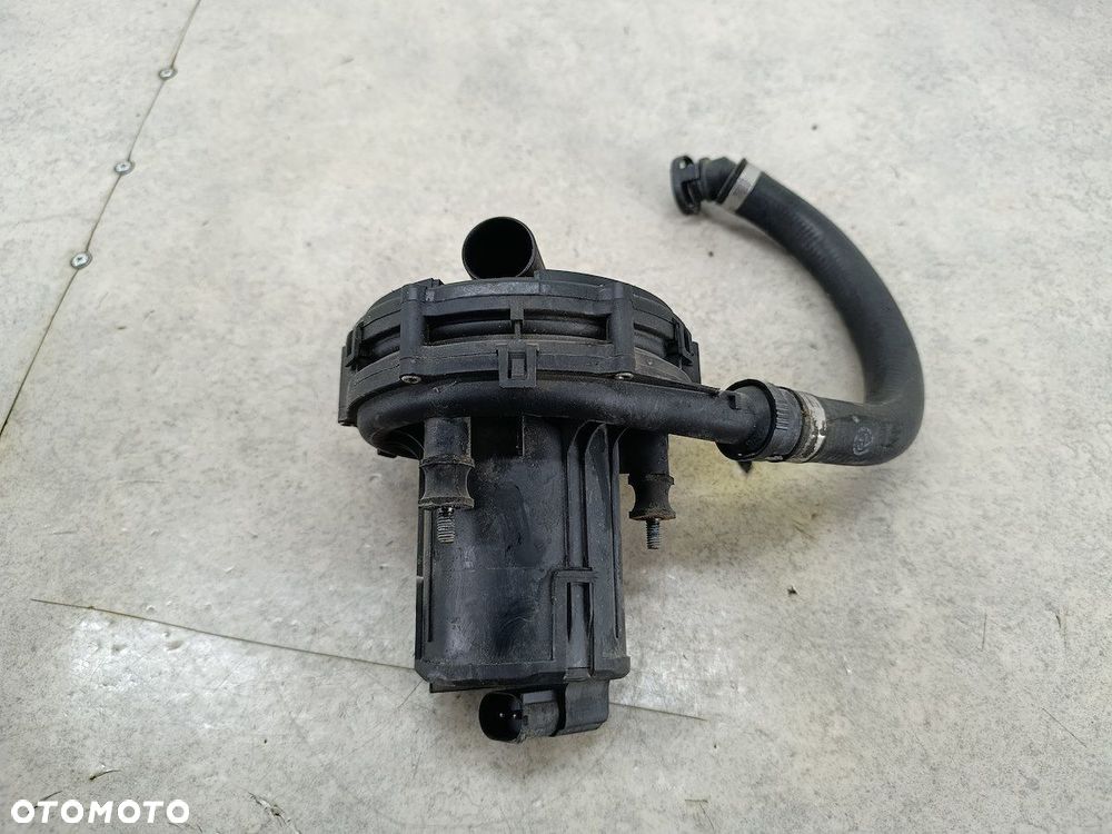 POMPA POWIETRZA WTÓRNEGO BMW 3 E46 72216676 72185275 PIERBURG 1.9 8V 318i - 1
