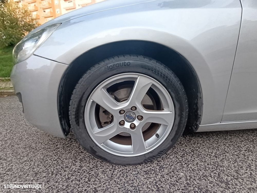 Volvo S60 2.0 D4 Momentum Start/Stop - 32