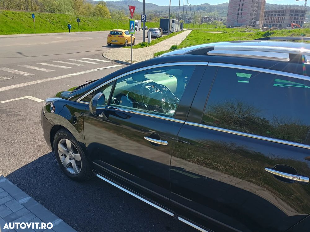 Peugeot 3008 1.6 HDI FAP BVMP6 Confort Pack - 9