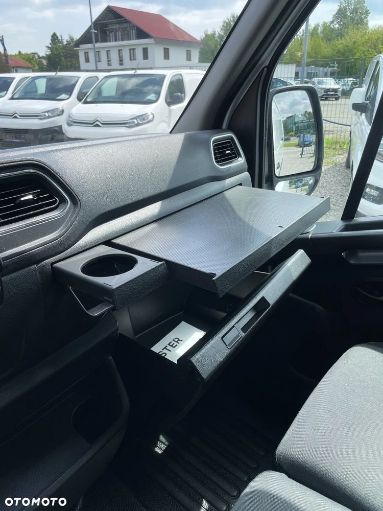 Renault Master - 10