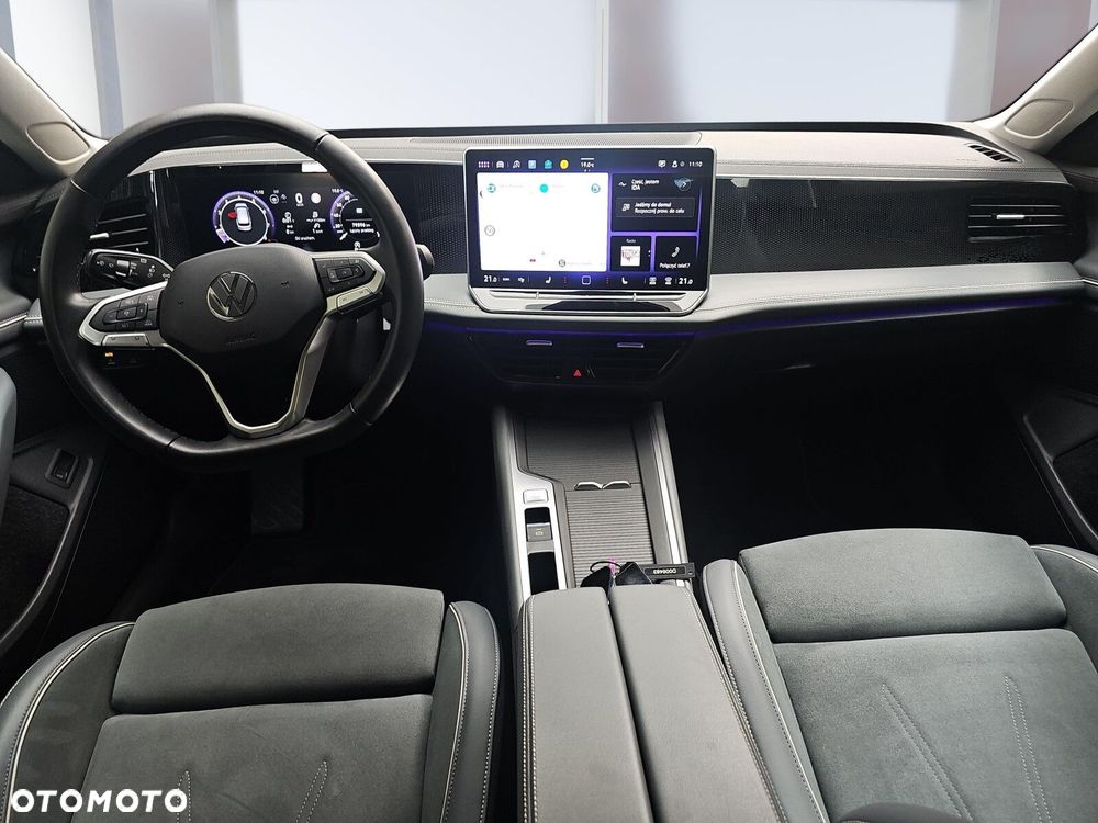Volkswagen Passat - 8