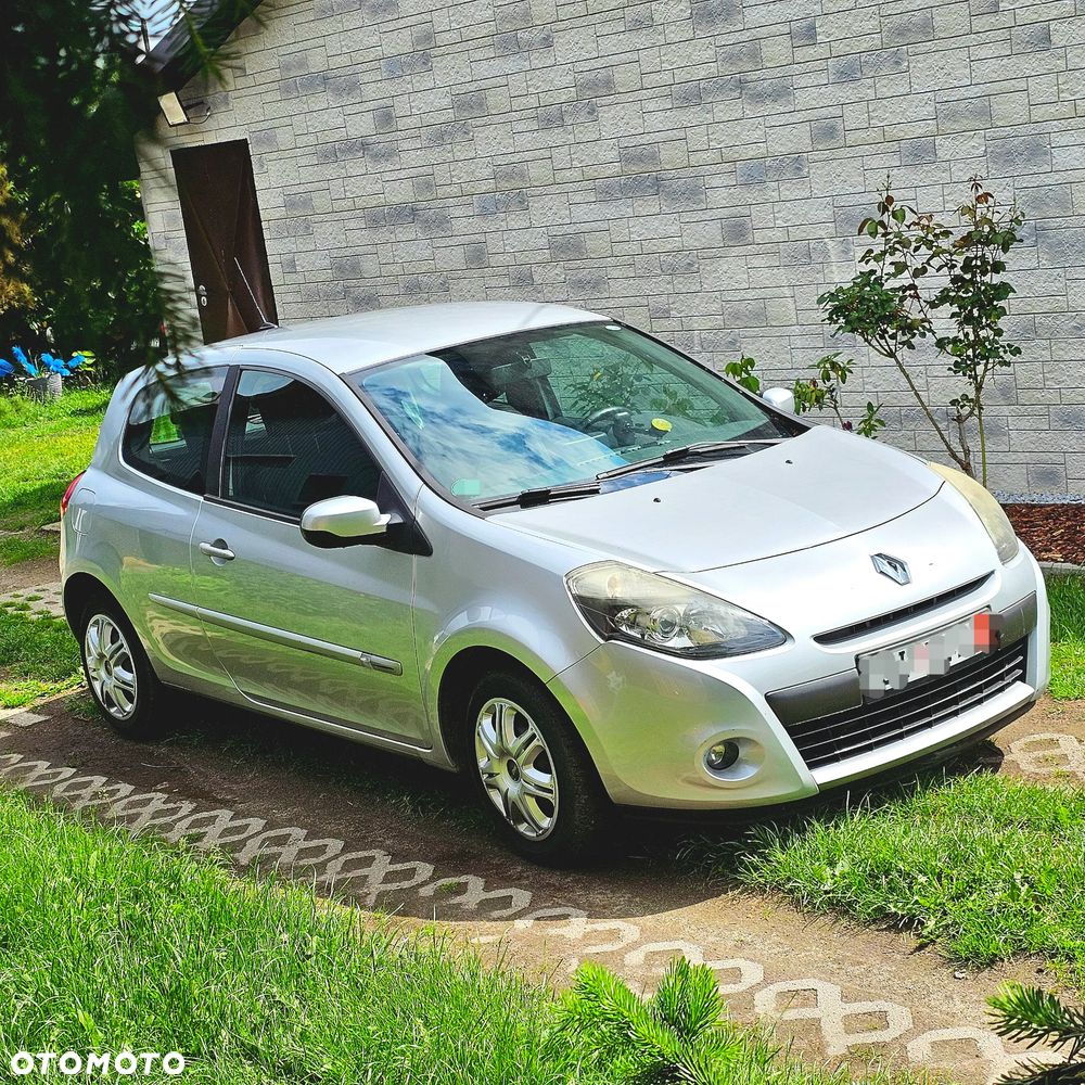 Renault Clio - 2