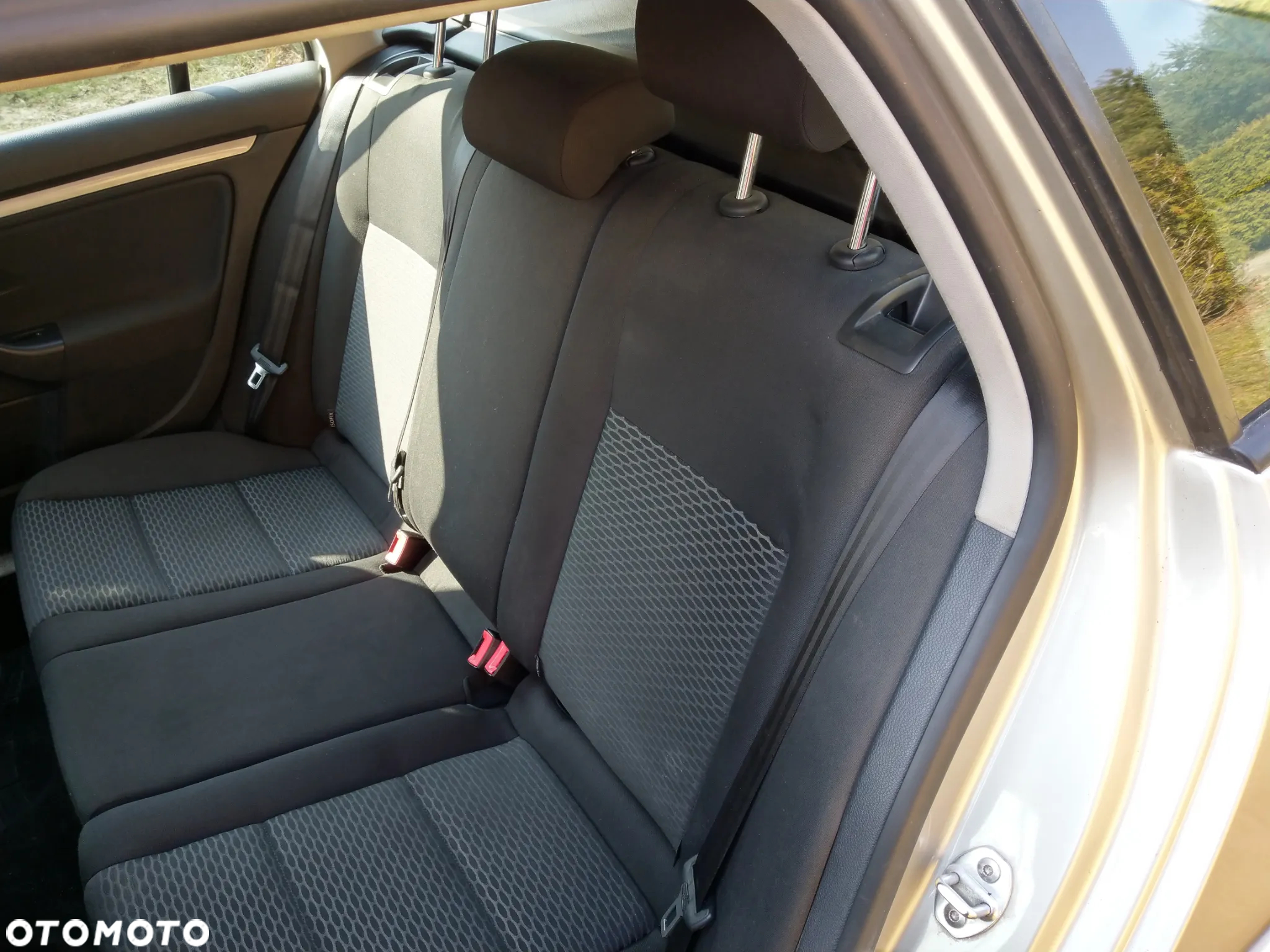 Volkswagen Golf VI 1.6 TDI Trendline - 10