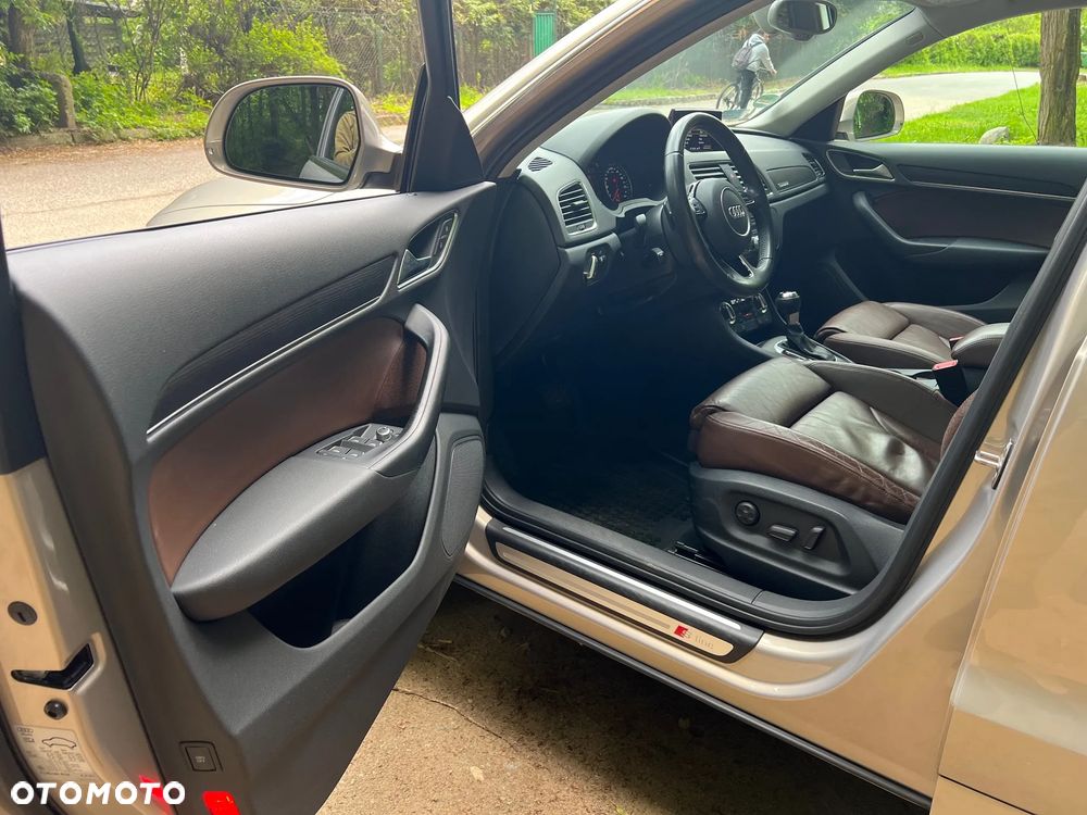 Audi Q3 2.0 TDI Quattro S tronic - 12