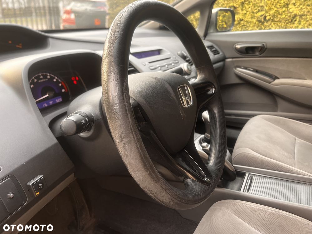 Honda Civic 1.8 Comfort - 18