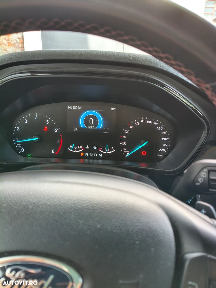 Ford Focus - 8