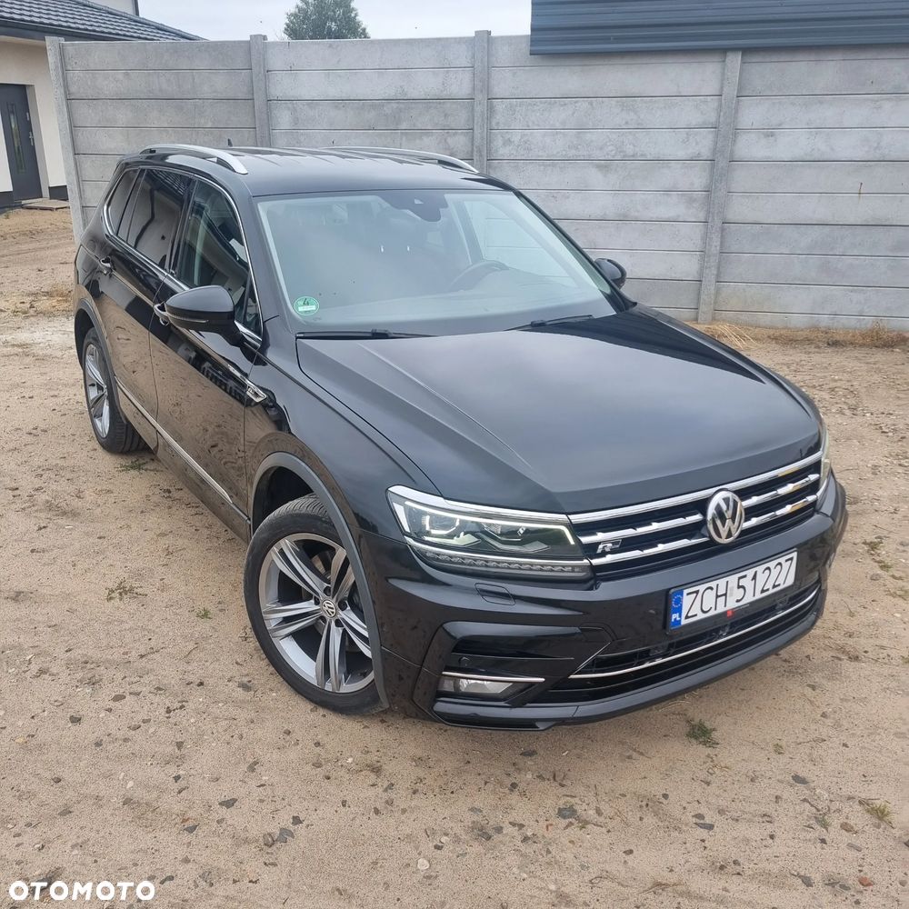 Volkswagen Tiguan - 1