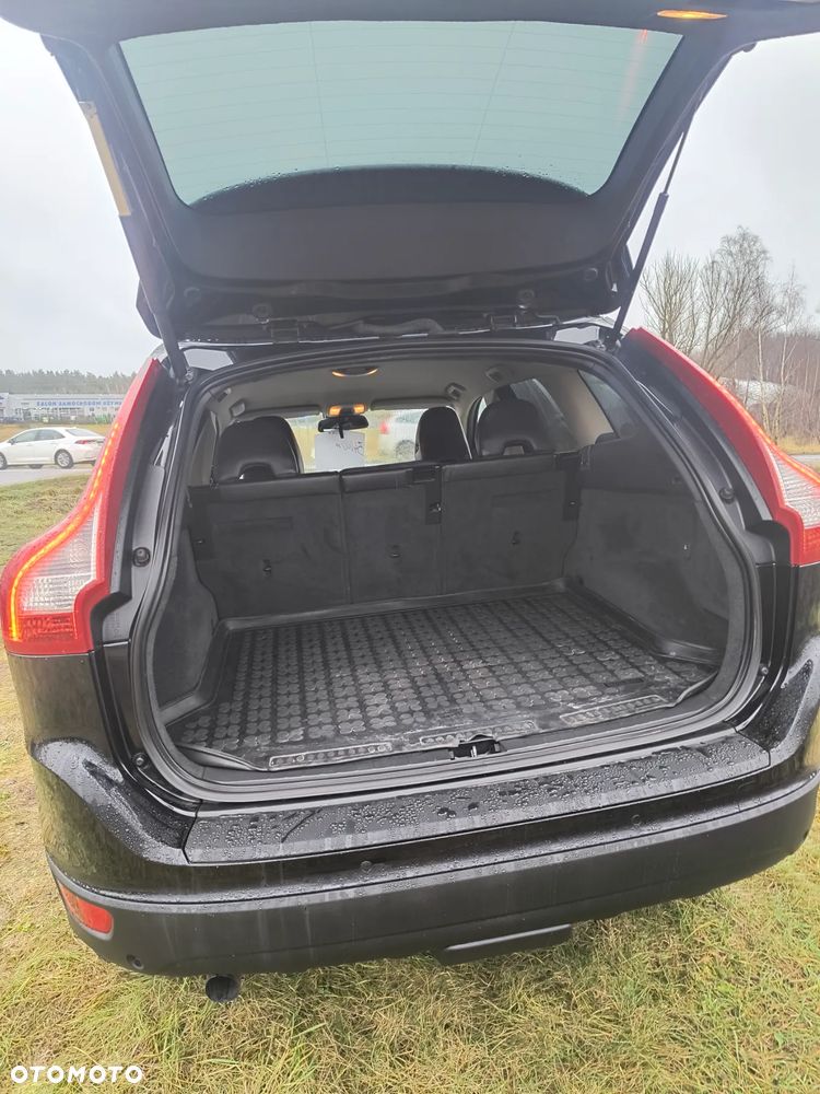 Volvo XC 60 2.4D - 11