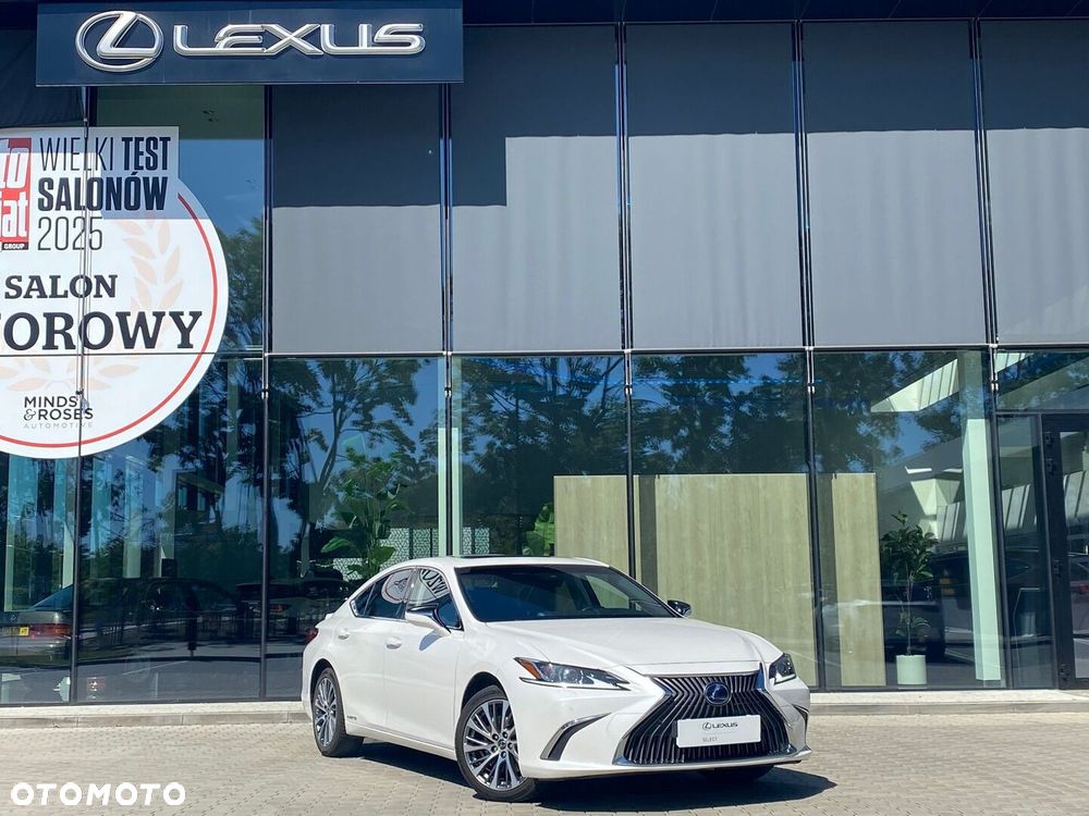 Lexus ES - 1