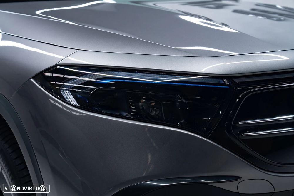 Mercedes-Benz EQA 300 4Matic - 6