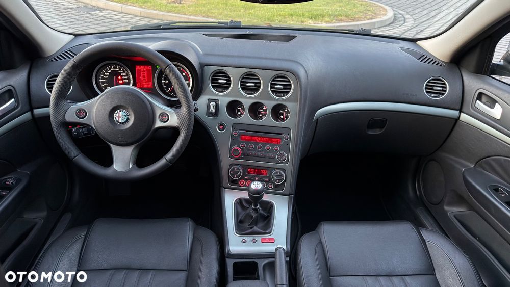 Alfa Romeo 159 1.9 JTDM 16V DPF Distinctive - 4