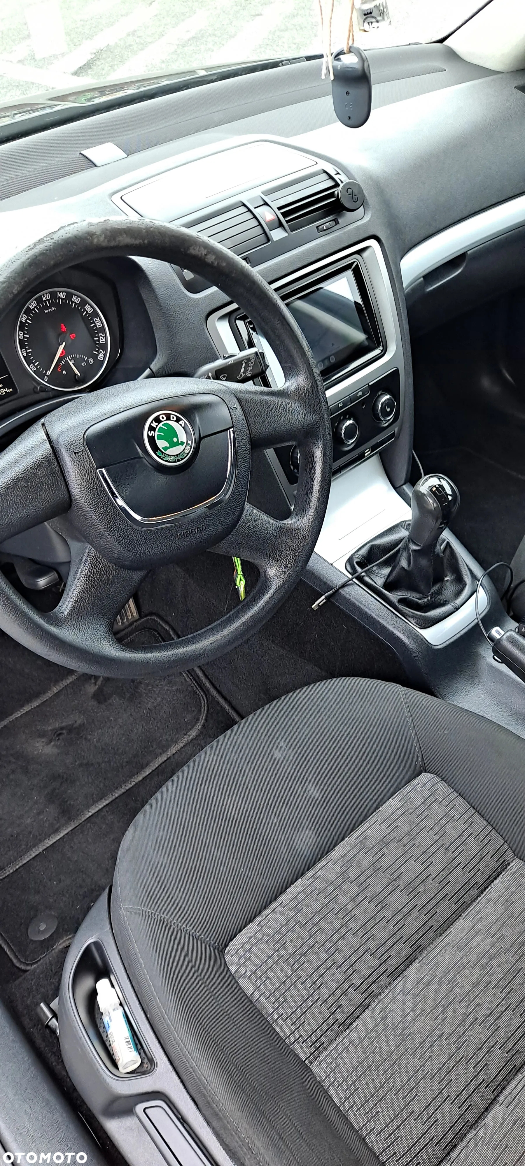 Skoda Octavia 1.6 Combi - 12